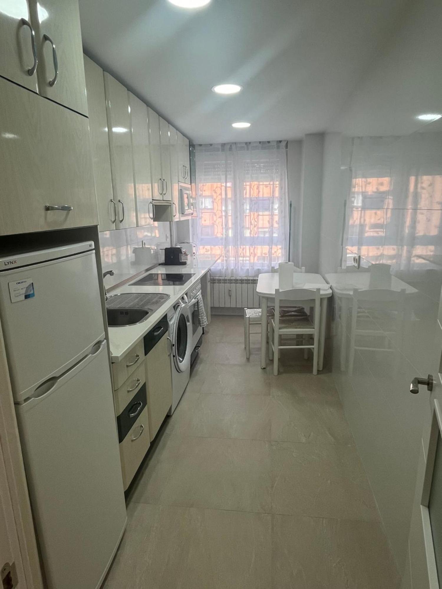 Apartamento Vacacional Burgos Exterior photo